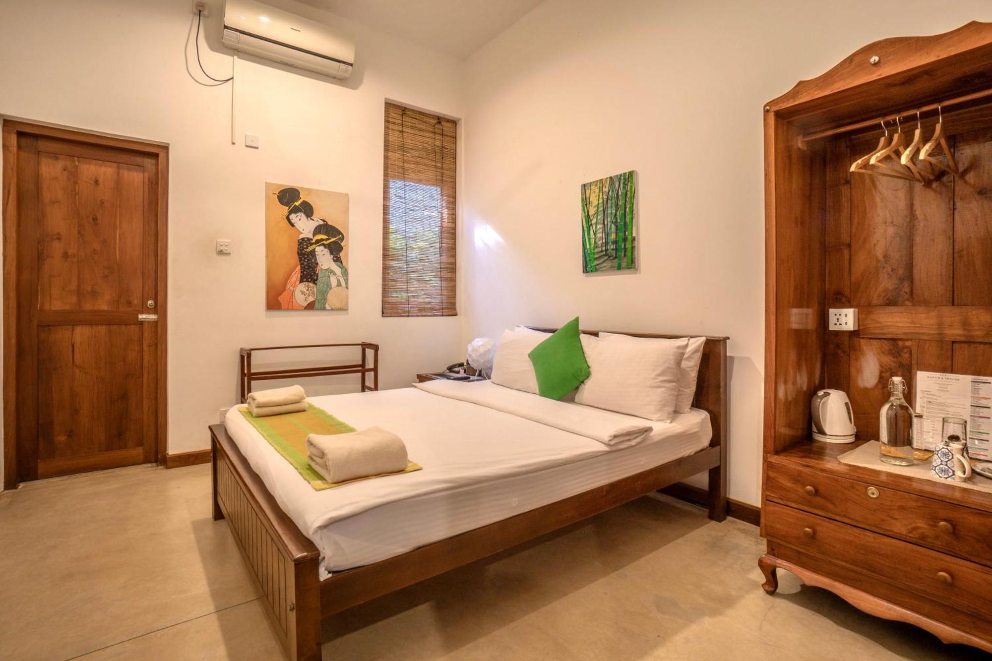 Sayura House Guest house