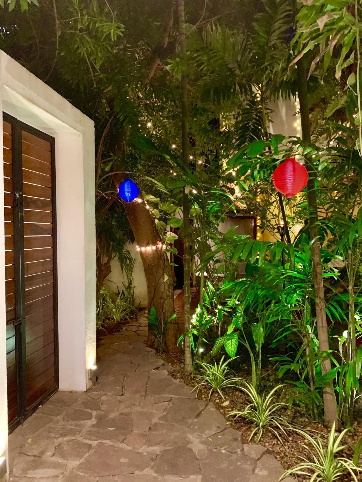 गेस्ट हाउस Sayura House 3*